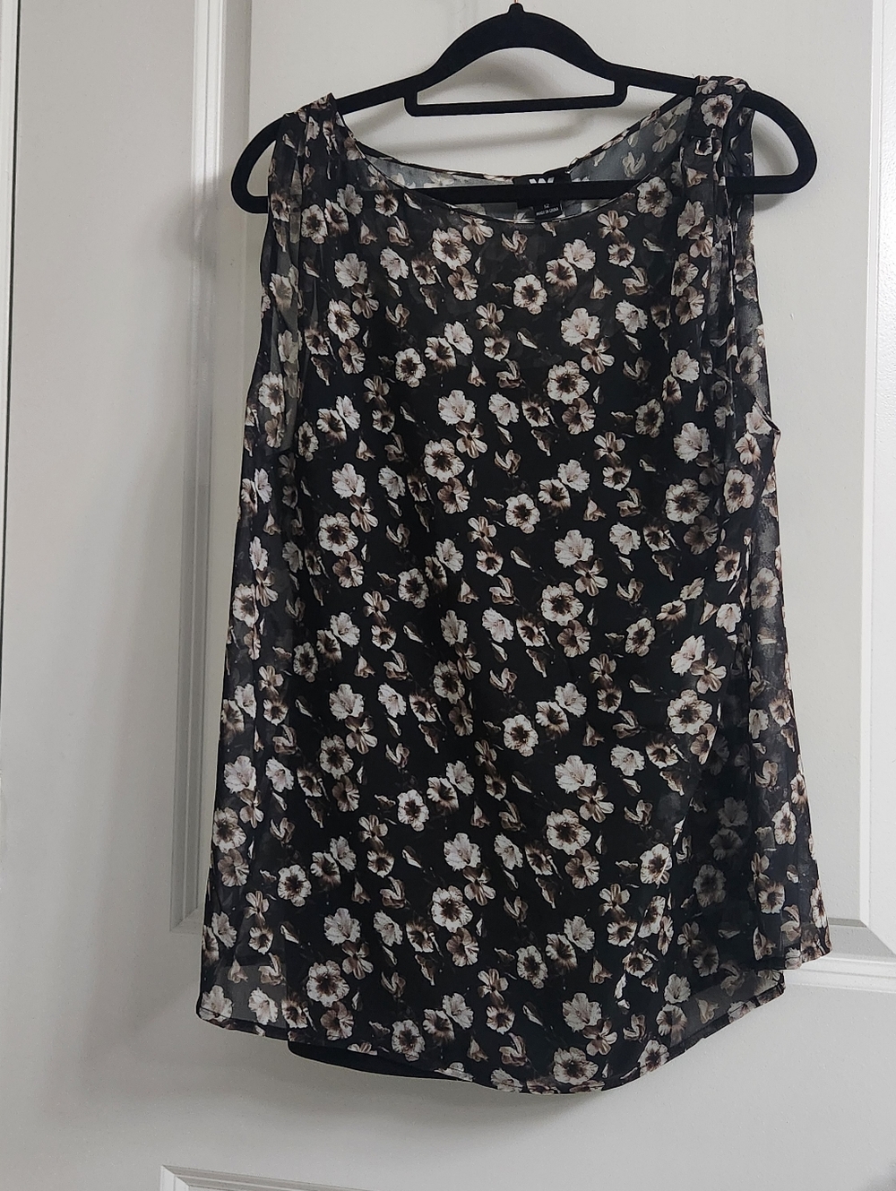 W by Worth Floral Semi-sheer Blouse With Cami Size 12 NWT